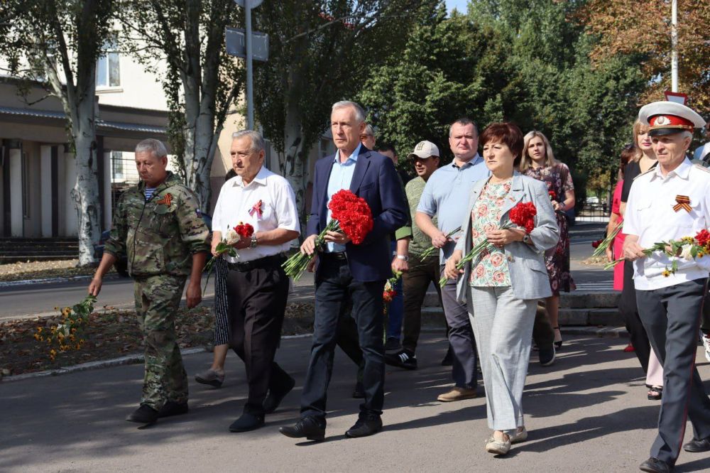 �������� ������: 4 �������� ������ � ������ ������������� ������ ��������� ������� ����������, ����������� ���, ��������������� ������ �������, ����������� � ���������� ��������� ����� ����� � �������� �������� ������ �������� � ������������