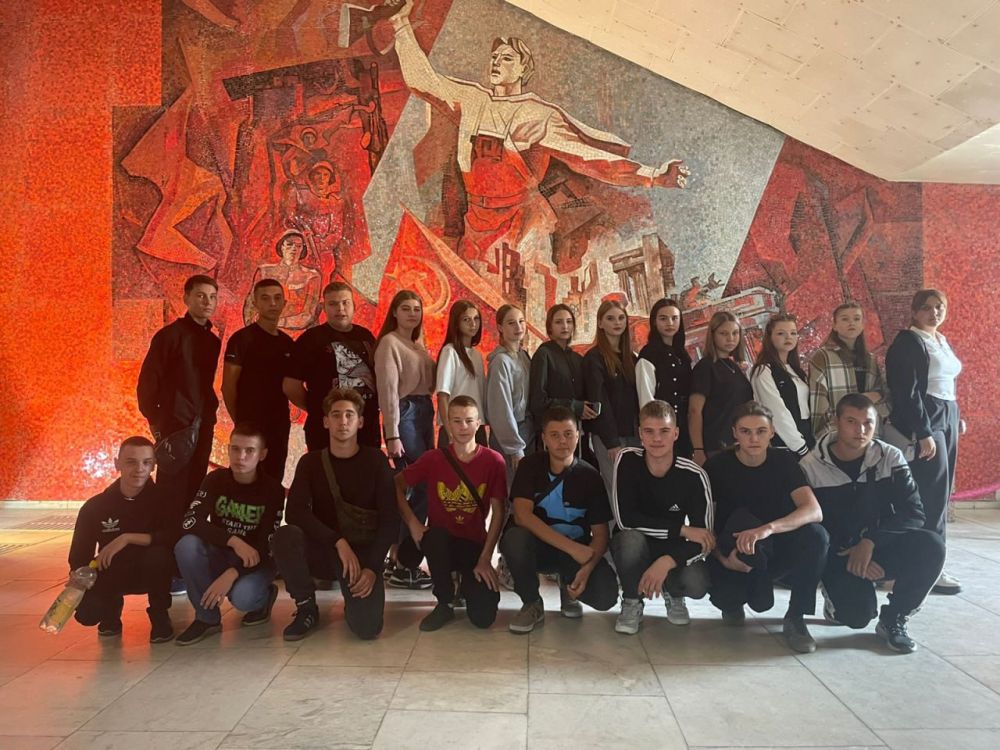 Обучающиеся Миусинской школа №19 посетили Мемориальный комплекс «Миус-фронт»