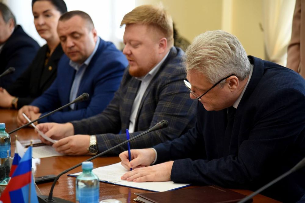 ������ ��������: � �������� ���� ��������� ������ ���������� � �������������� ����� ������������ ����������������� ������������� ������� ����� ���������, �������������� ��� � ������ ����������, ������� ��� ������� �� ����������� �������