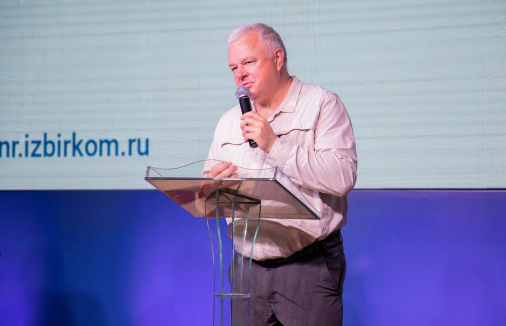 Избранные на выборах в ЛНР депутаты займутся налаживанием мирной жизни в Республике