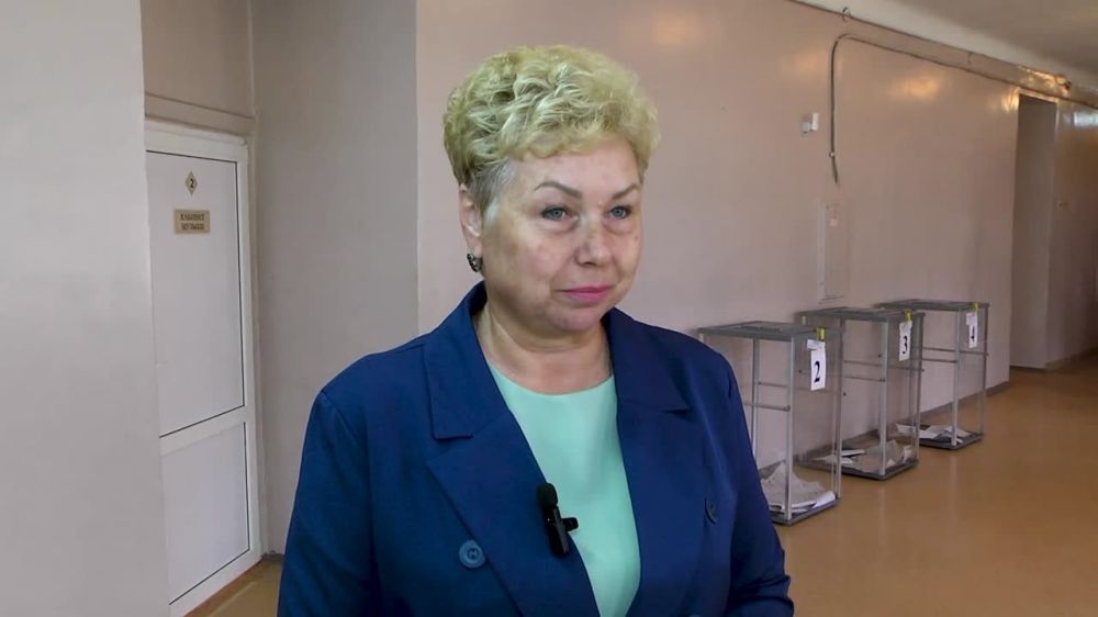 Сенатор РФ от ЛНР Ольга Бас отметила высокую явку избирателей на выборах во второй день голосования