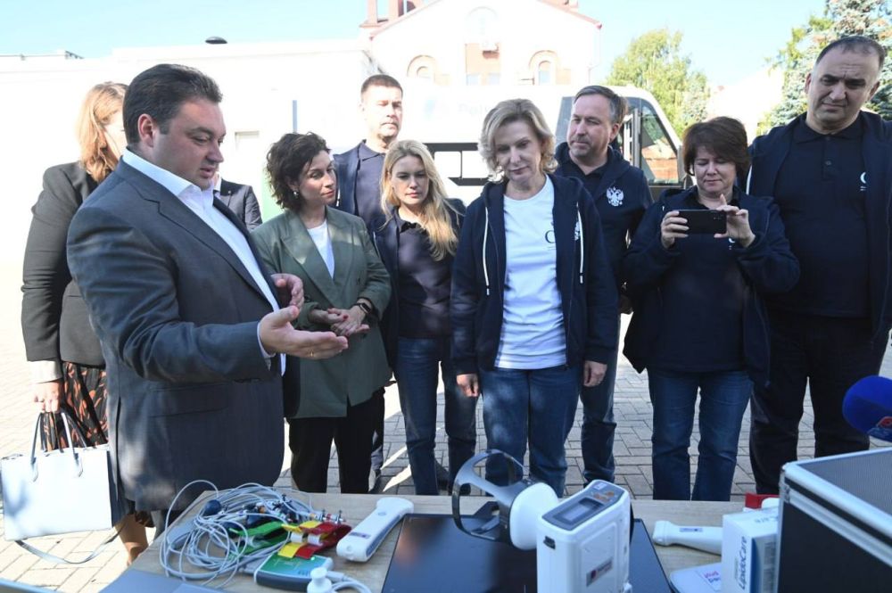 Дарья Лантратова: Специалисты Национального медцентра терапии и профилактической медицины Минздрава России провели нам сегодня экскурсию по мобильному медицинскому комплексу