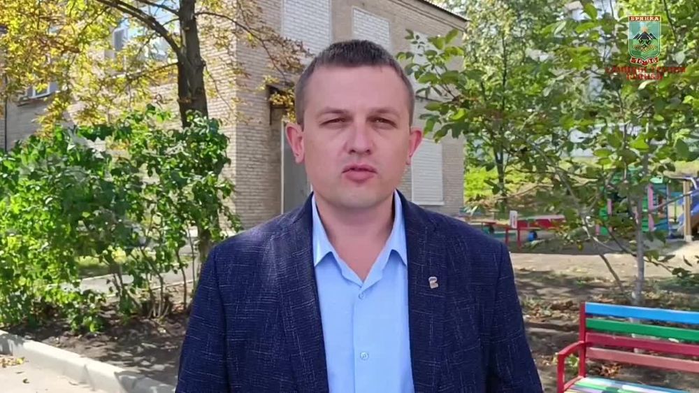 Евгений Морозов: Активными темпами за счет бюджетных средств продолжаются ремонтные работы в детском саду "Дюймовочка"