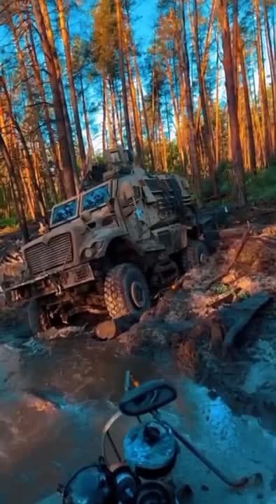 ��������� � ������������ ��������� ��� ��������� ������������ ��������������� M1124 MaxxPro