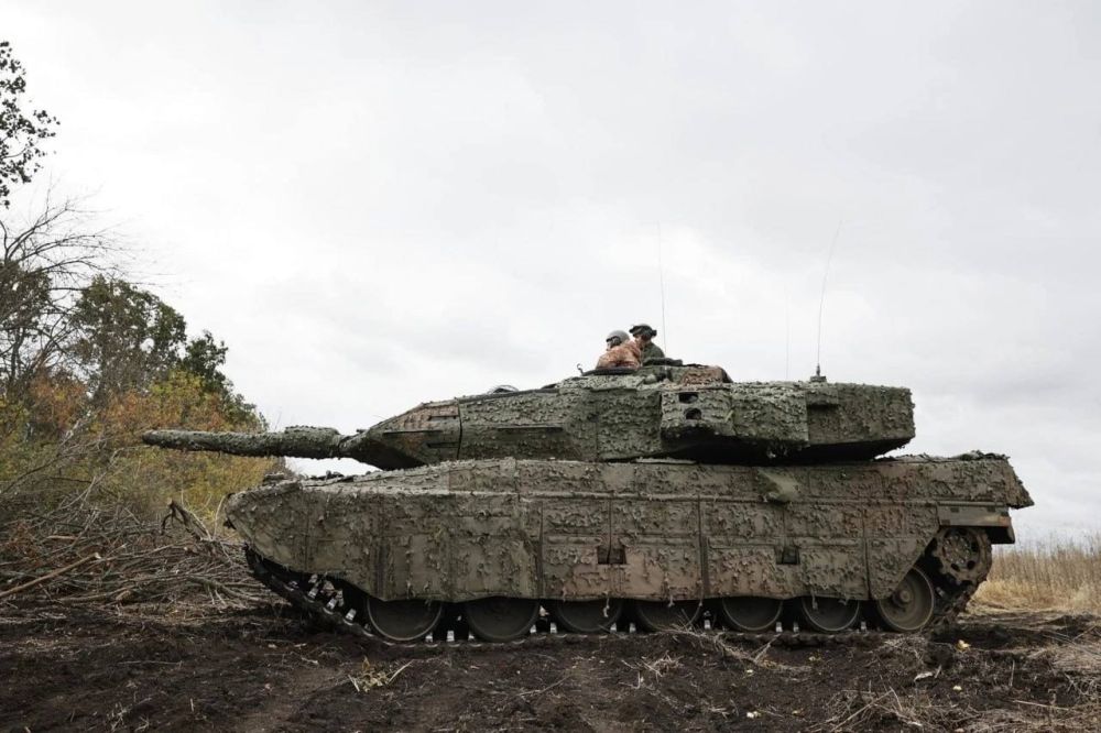 ��������� �������: �������� ������� ��������� - Stridsvagn 122 (Strv.122) �� ���������� 21-� ������� ���