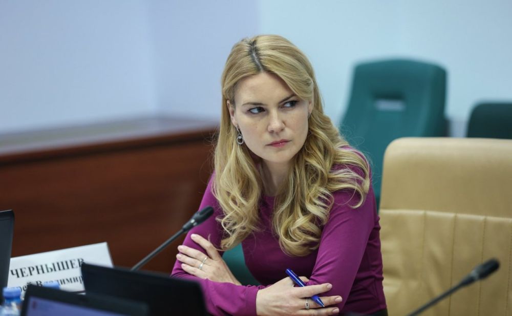 Детские товары будут облагаться пониженной налоговой ставкой в 10%, сообщила в Telegram-канале сенатор РФ от ЛНР Дарья Лантратова