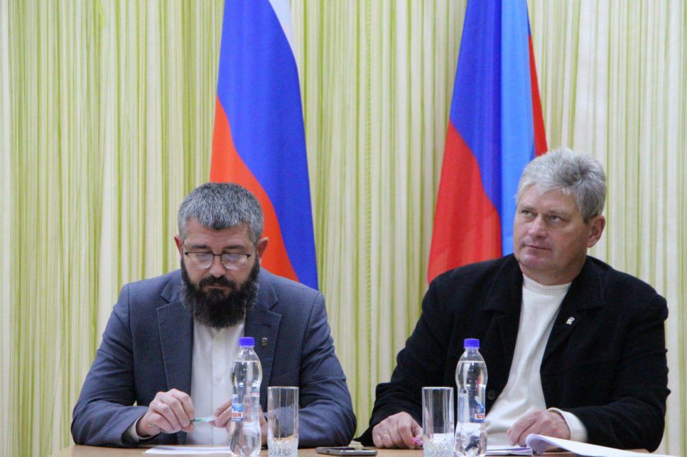 23 октября состоялись публичные слушания по проекту Устава муниципального образования Меловский муниципальный округ ЛНР