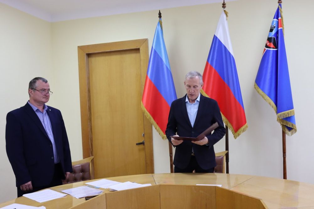 Сергей Жевлаков: Сегодня принял присягу и вступил в должность Главы муниципального образования городской округ город Стаханов Луганской Народной Республики