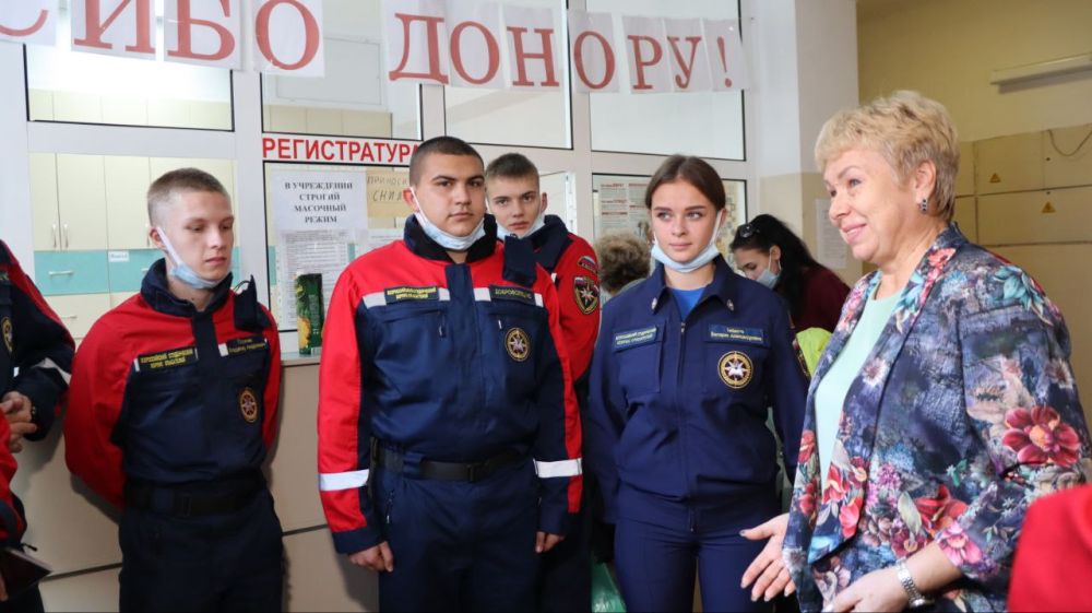 Ольга Бас: Посетила Луганскую республиканскую станцию переливания крови