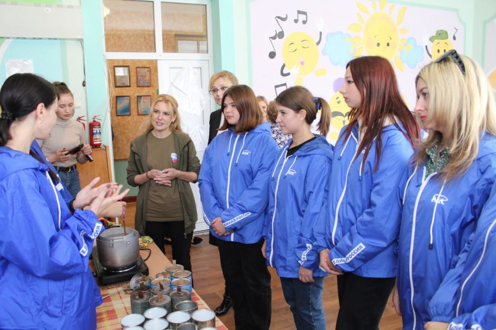 Замсекретаря Генсовета партии «Единая Россия», Сенатор Российской Федерации Дарья Лантратова и Глава муниципального...