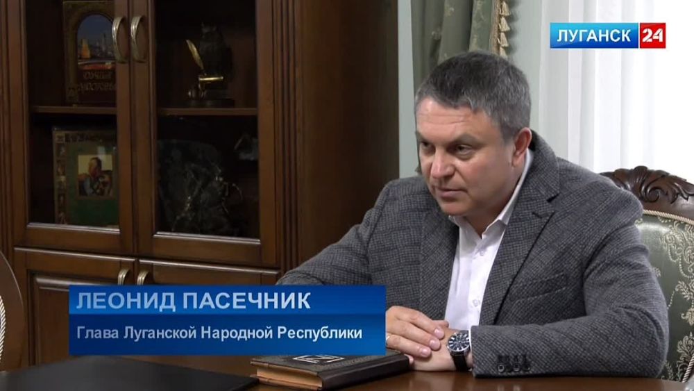 Глава ЛНР Леонид Пасечник провел рабочую встречу с губернатором Орловской области Андреем Клычковым