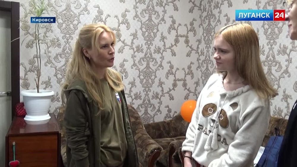 Сенатор Российской Федерации от ЛНР Дарья Лантратова с рабочим визитом посетила Кировск