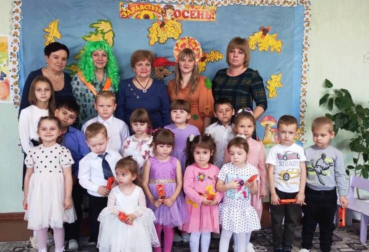 7 ноября в ГДОУ ЛНР «Миусинский ясли-сад «Колобок» прошло праздничное мероприятие, посвящённое осени