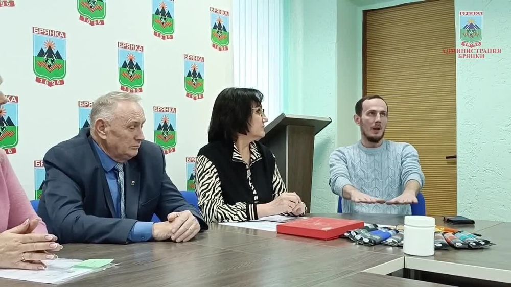 Юные художники Брянки приняли участие в Межрегиональном конкурсе рисунка и скульптуры "ГАММА ТВОРЧЕСТВА"...