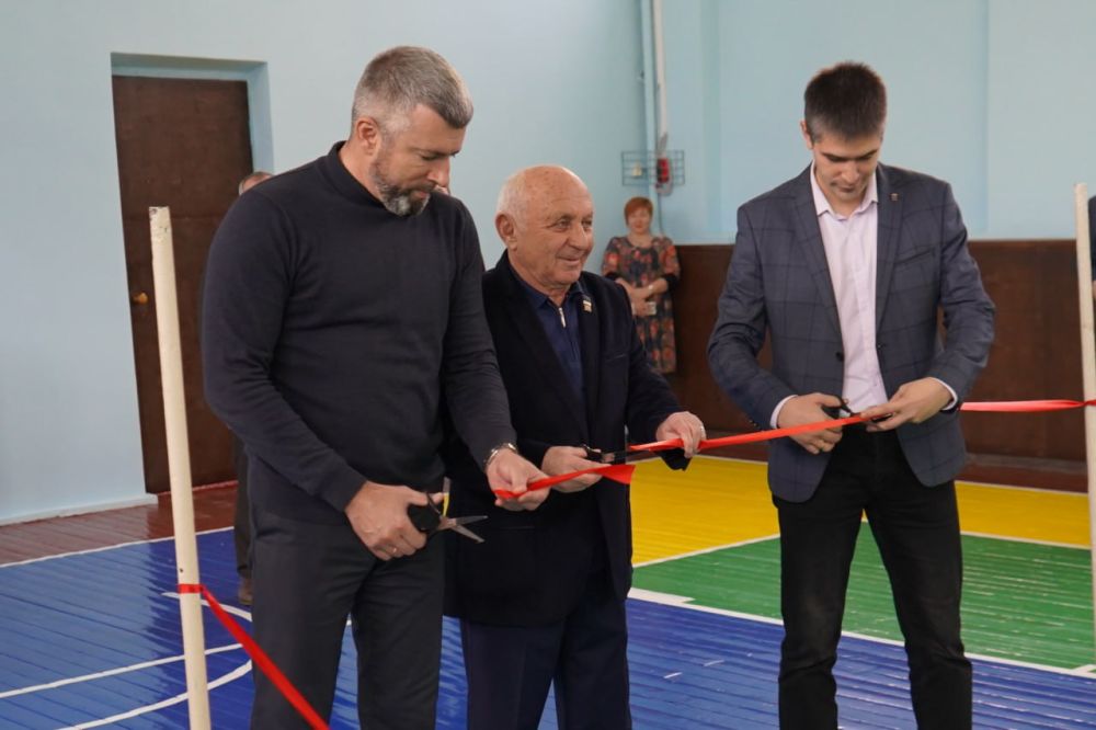Андрей Сухачев: Вместе с Министром спорта ЛНР Олегом Шеренешевым принял участие в открытии после капитального ремонта...