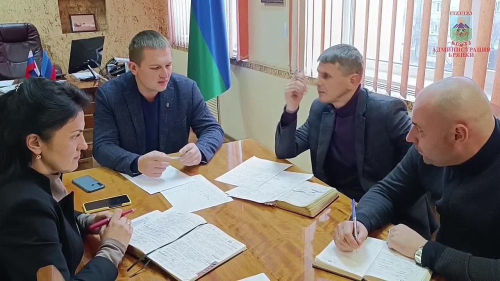 Евгений Морозов: Держу на личном контроле крайне важный вопрос для Брянки - вывоз твердых бытовых отходов