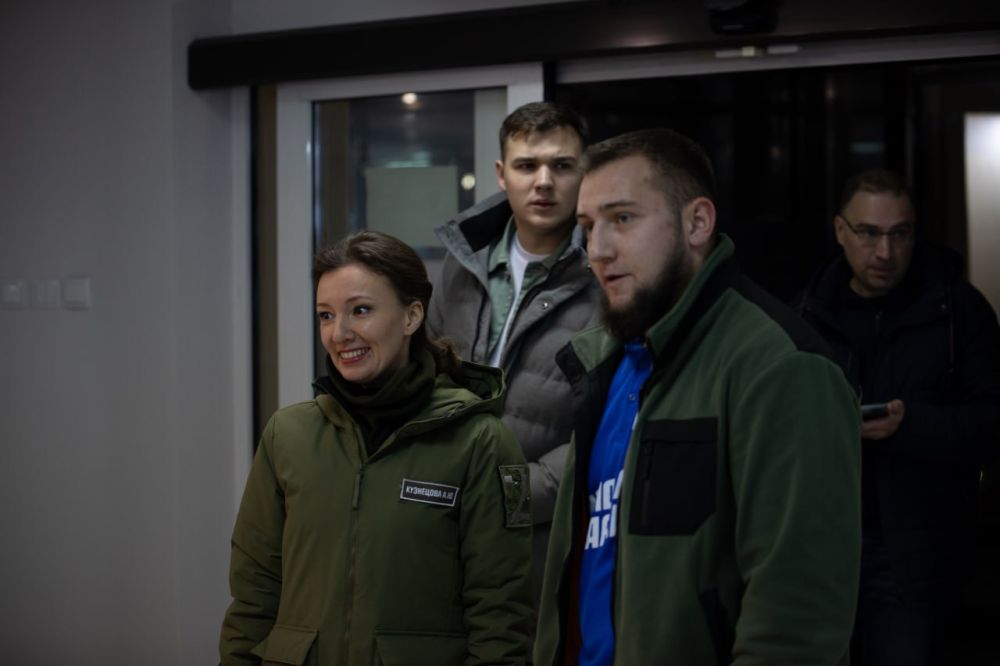 Анна Кузнецова в столице республики провела встречу в рамках премии «Наш герой»