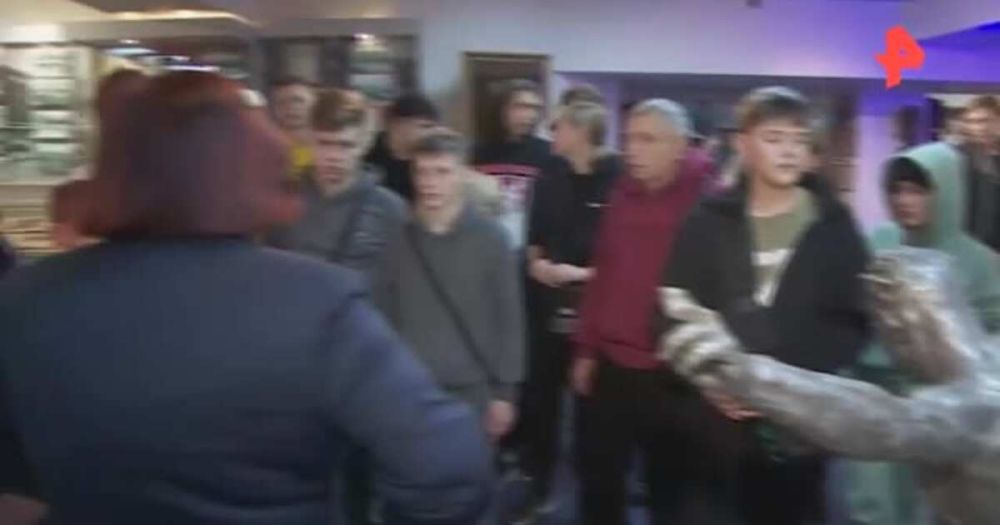 Юные футболисты из ЛНР побывали в музее спортивной славы ЦСКА в Москве