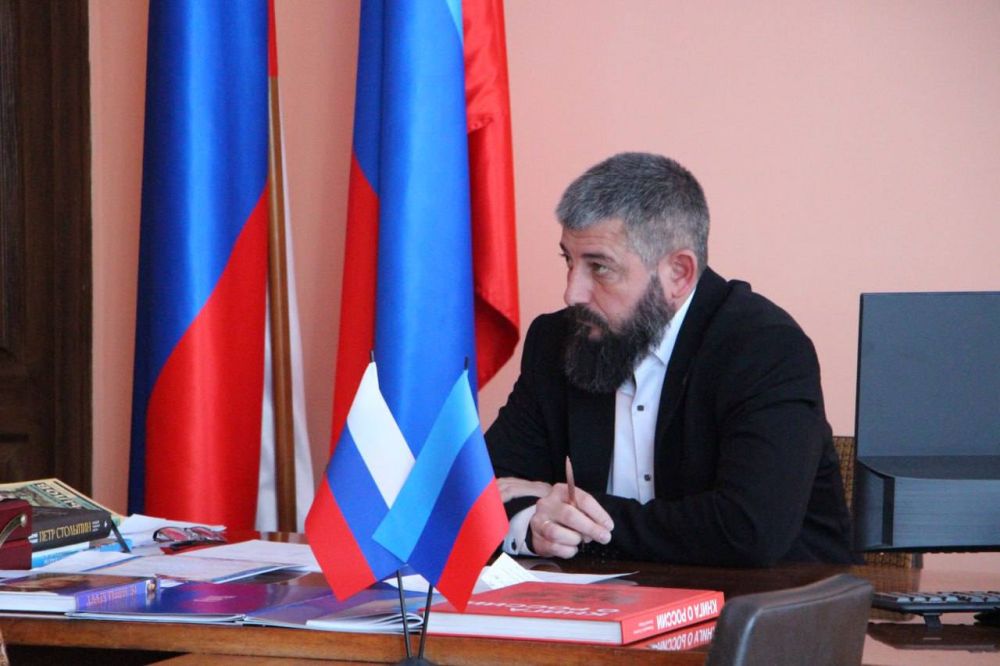 Савченко Олег Петрович – Глава муниципального образования Меловский муниципальный округ Луганской Народной Республики...