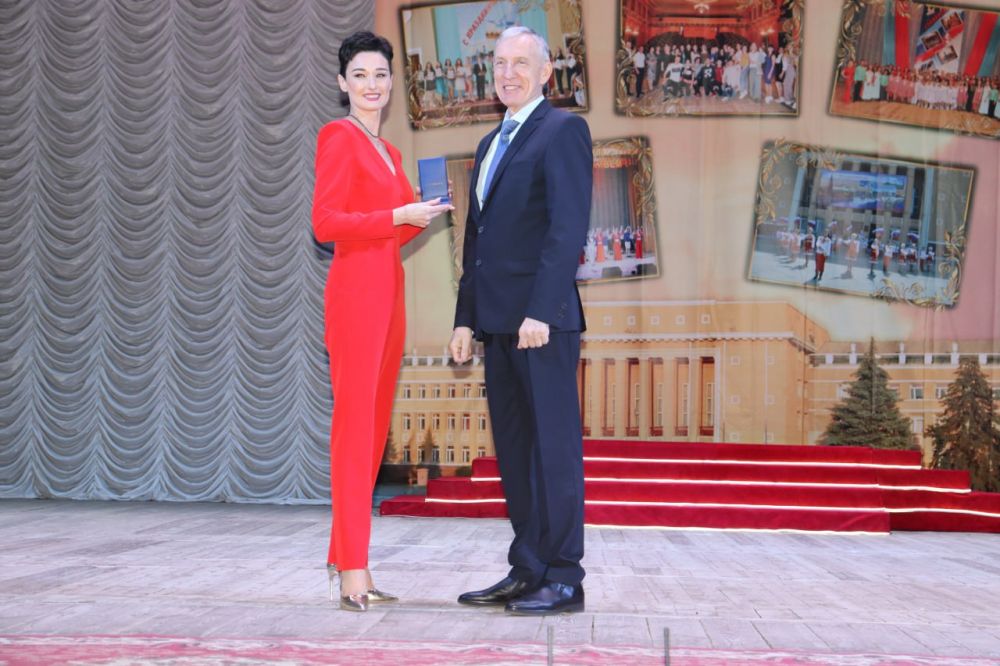 ������ ��������: � ����� ������ �������� ������� ��� ������� ��� ����������� �������� ����� � ��������, ��� ���������� ��������� �����������, ��������, ��������� � ����������, ������ ������� ������������ ����� ��������� �����������