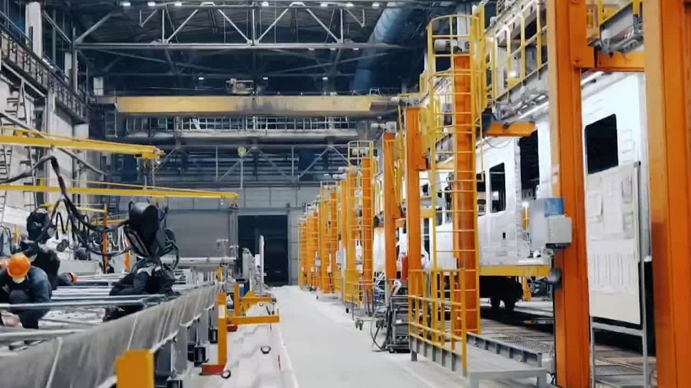 Дарья Лантратова: Вера в Россию. В Президента. В Победу. И в людей, которые работают на промышленных предприятиях, развивают...