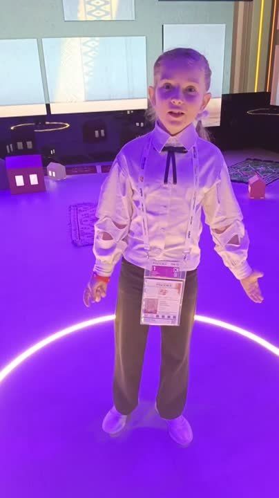 Дарья Лантратова: 4 декабря 2023 г в ГОУ ЛНР «Станично-Луганская гимназия» для учащихся 5-х классов библиотека-филиал для...