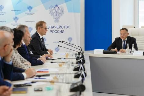 ������������ ������� ��������� �������� ����� � 12 ���������� ������� ��� � ���������