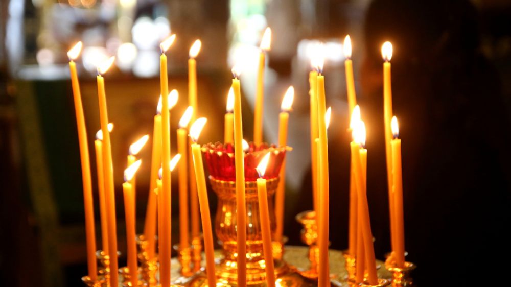 РИАН: Депутат ЛНР Олег Попов погиб при взрыве авто в Луганске