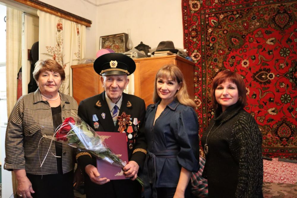 �������� � ��������� ������ ���������� ���� ���������, ������� ������� ������������� ����� ������� ���������� ������� ���� 90-������ ������