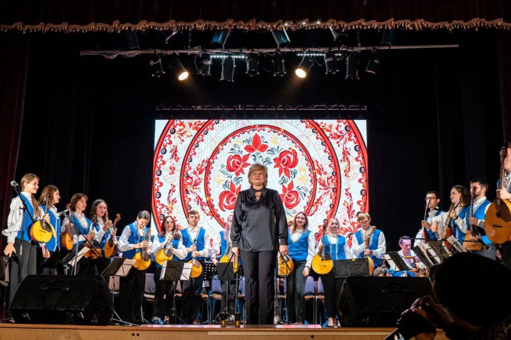 ������� �������, � ����� ������� �������� ������������ �������� ������������ �FOLK MUSIC� ������ ������� � ������������� �������� ��� ������� ��� �� ������������� ��������-������ �������� � ������ �� ����, ������� ��������� ��� ������, 10 �������!