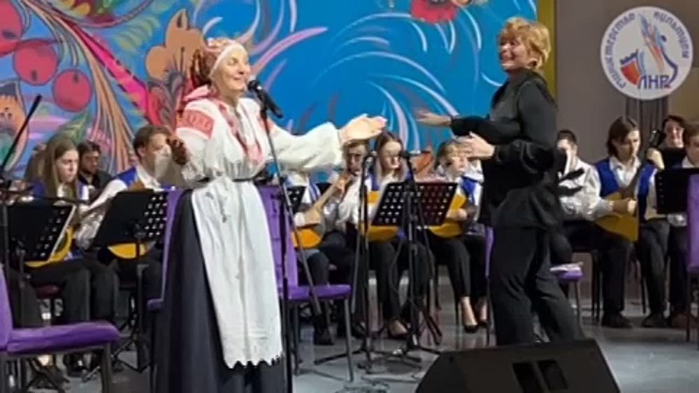 ����� ������ ������� �������� ������������ �������� ������������ �FOLK MUSIC� ��������� �� ������������� ��������-������ �������� �� ����