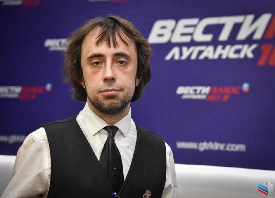 Конституция Российской Федерации стала настоящим манифестом, определяющим пути развития России