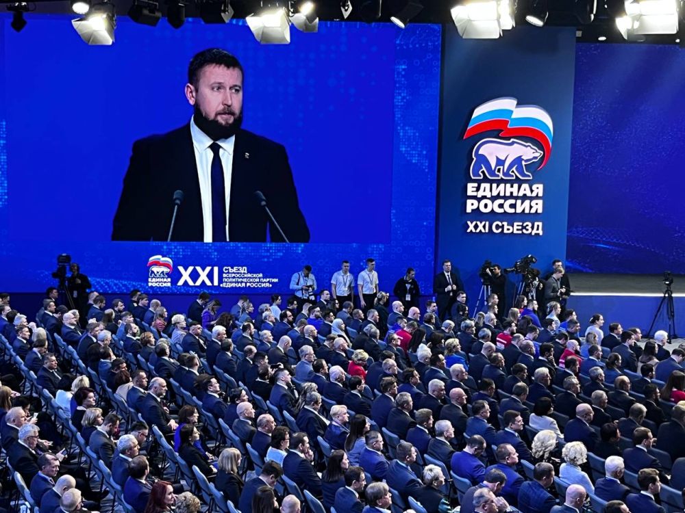 Олег Коваль: Денис Мирошниченко: Владимир Путин - это высший пример силы, стойкости и человечности