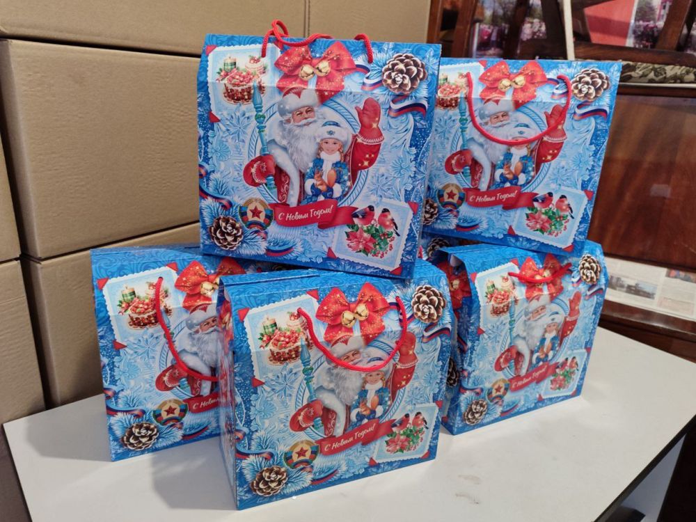 Сергей Колягин: В преддверии Новогодних праздников в Первомайск было доставлено более 2,8 тыс. сладких подарков для юных жителей нашего городского округа.