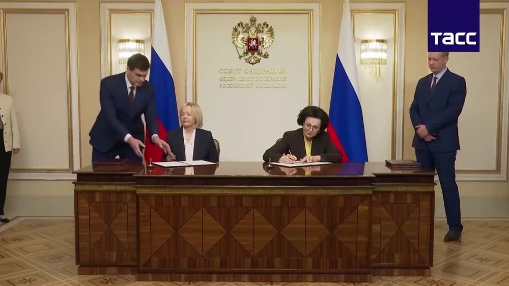 ������� ������ �� ��������� ���������� � �������������� � ����������-�������� �������� ���, ��� � ����������� ���������� "������"