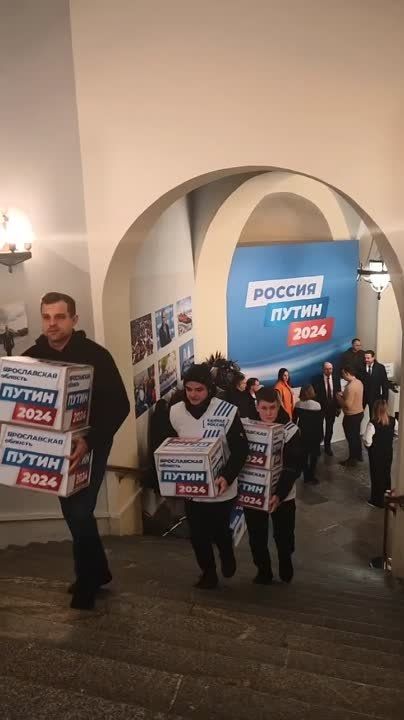 Дарья Лантратова: Более 500 тысяч подписей уже собрано в поддержку самовыдвижения Владимира Путина кандидатом на выборах Президента