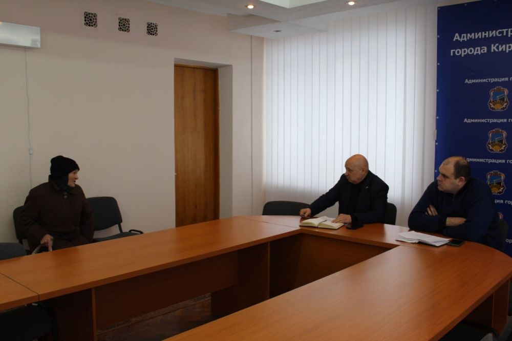 � ������ ������� ������ ��������� ����� �������, ������� ������ ������ ����������� ����� �������������� ����������� ��������� ����� �. ������� ��� ������� ������ ��������� � ������������ ����� ������������� ����������� ����������