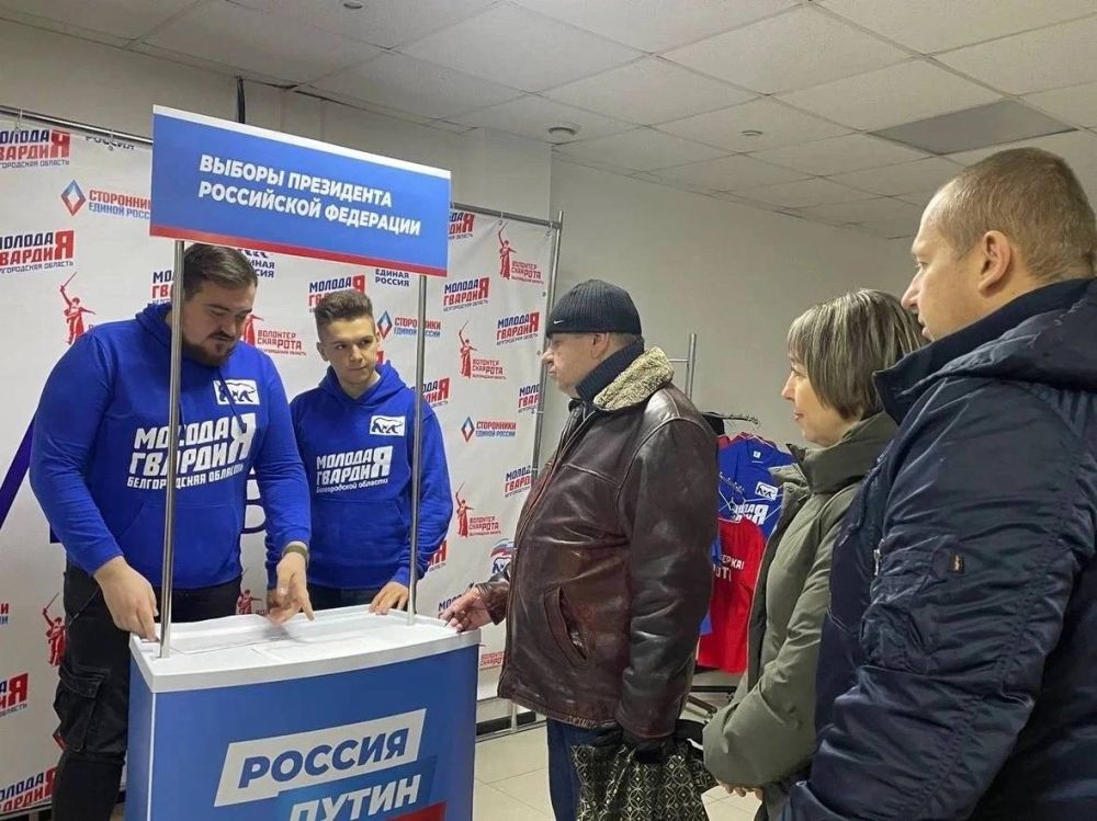 Дарья Лантратова: Единый день сбора подписей в поддержку выдвижения Владимира Путина на выборах Президента сегодня стартовал на всех партийный площадках Единой России