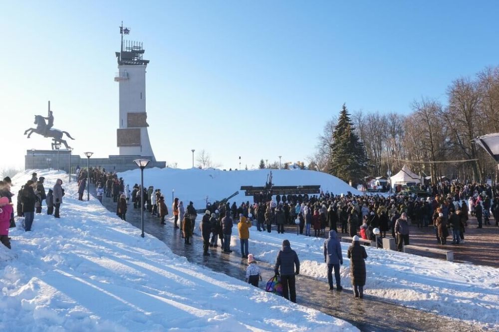 ������������������ �������� ������ ������ � 80-����� ������������ ���������