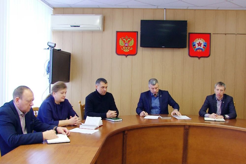 ������ �������: ����� ������� ������ ������ � ������������ ����������� ��������� � ������������ ����������, ������� ������������� ������������� �������������� ������ � �������������� ����������, �����������