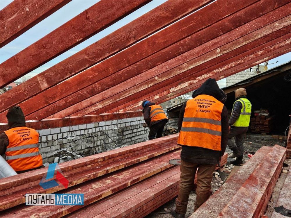 Специалисты региона-шефа Калужская область приступили к ремонту кровель жилого фонда в городе Горское Первомайского городского округа