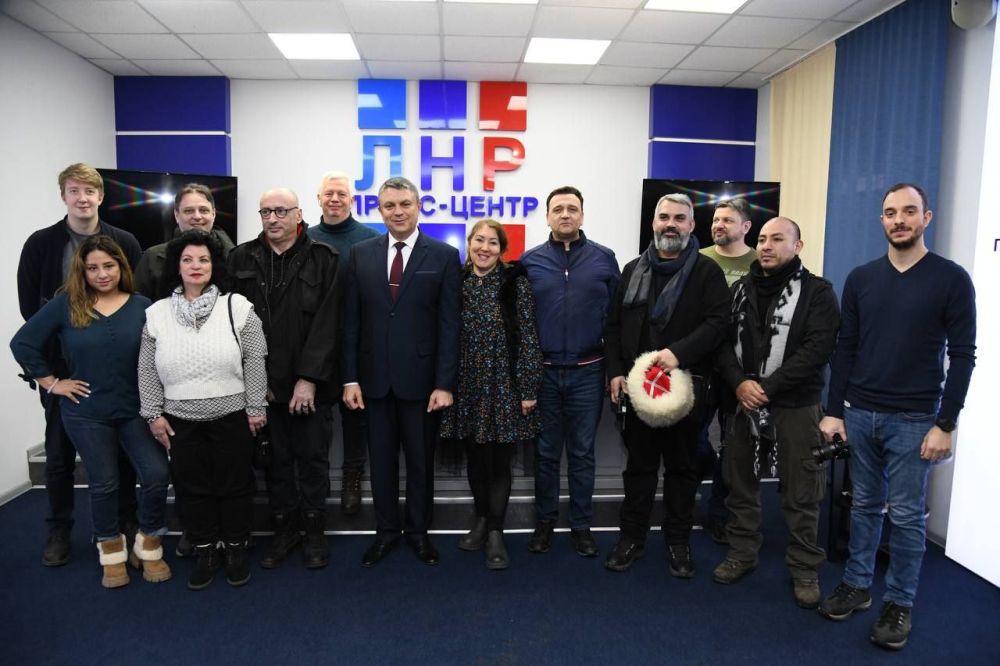Giornalisti stranieri in LNR