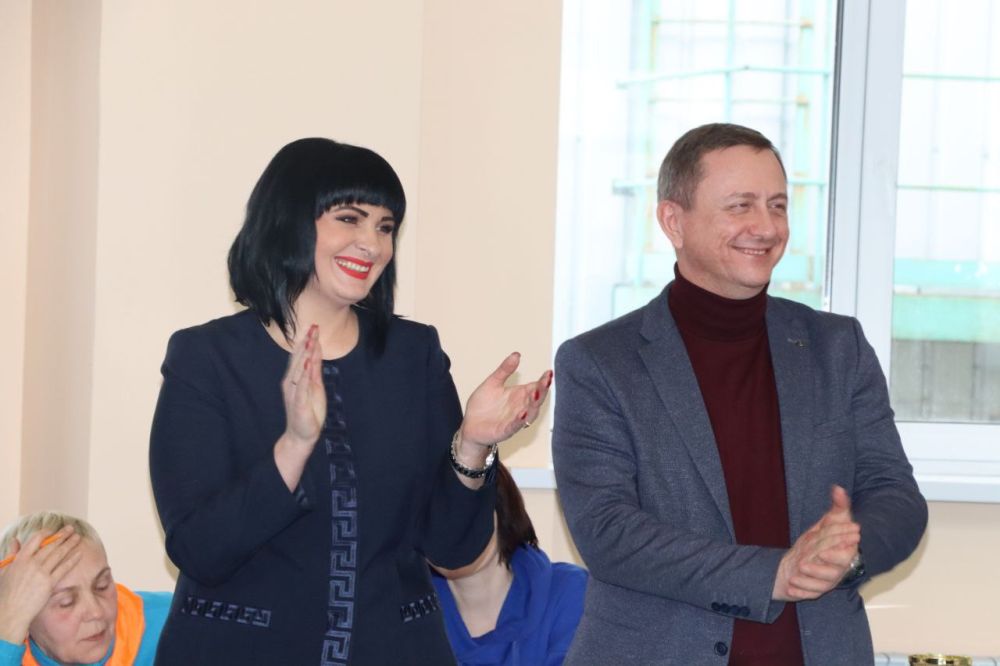 � ������������� � ������ ���� ����� ��� ��������� ��������� ��� ��� ����� ���������������� ����������� ����������� "����, ����, � - ���������� �����", �������� � ��������������