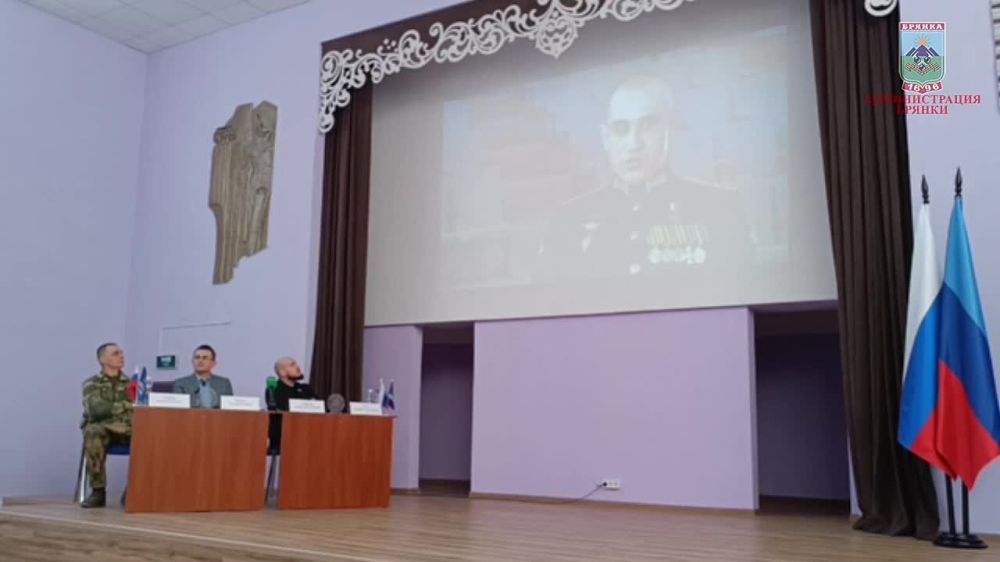 Евгений Морозов: Третьим экспертом на дискуссионо-просветительской площадке "Пишем историю