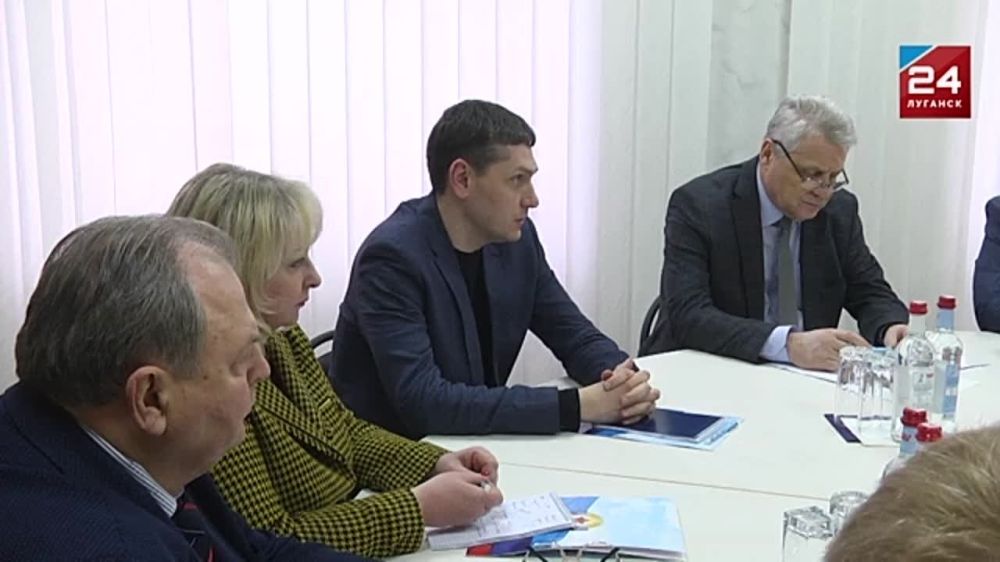 ������ ���������� �������� ��������� ��������� � ��������������� ������ ����� ������ � ���