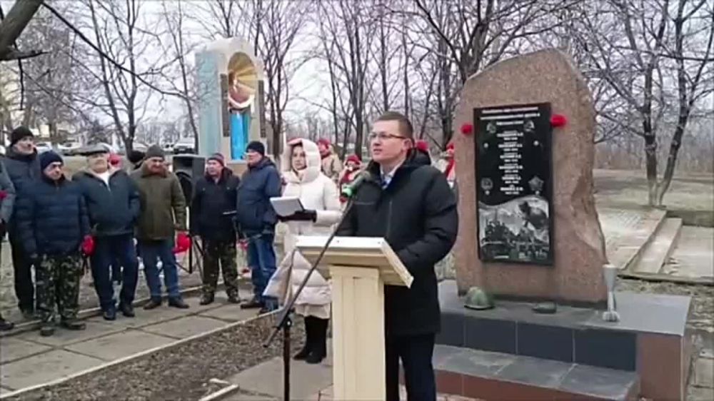 Евгений Морозов: Второй день VIII антифашистского форума «Верим в Донбасс» стартовал митингом, посвященным 35-й годовщине вывода советских войск из республики Афганистан