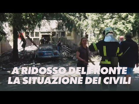 A ridosso del fronte: la situazione dei civili Per Visione TV un reportage esclusivo dalla zona al ridosso del fronte, per descrivere la situazione che i civili sono costretti a vivere nelle zone a rischio dei bombardamenti ucraini