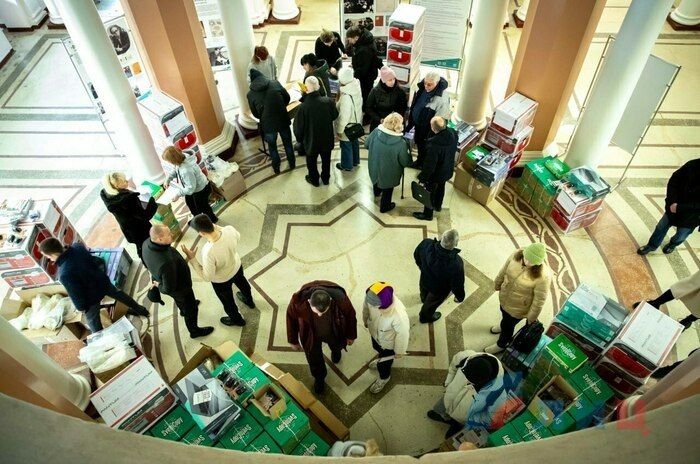 ЛНР. Президентский фонд культурных инициатив передал спортивным учреждениям ЛНР около 50 единиц автоматизированных рабочих...