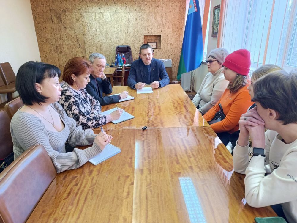 Евгений Морозов: Провел очередную встречу с семьями брянковчан - погибших участников специальной военной операции