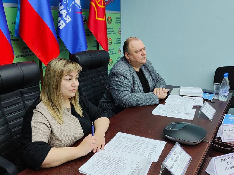 На выездном заседании в Антраците комитет по экономической политике обсудил с местными органами власти и предпринимателями актуальные вопросы состояния экономики муниципального округа